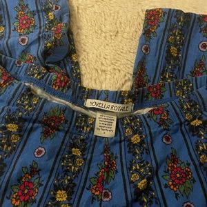 🌙 Novella Royale Janis Bells